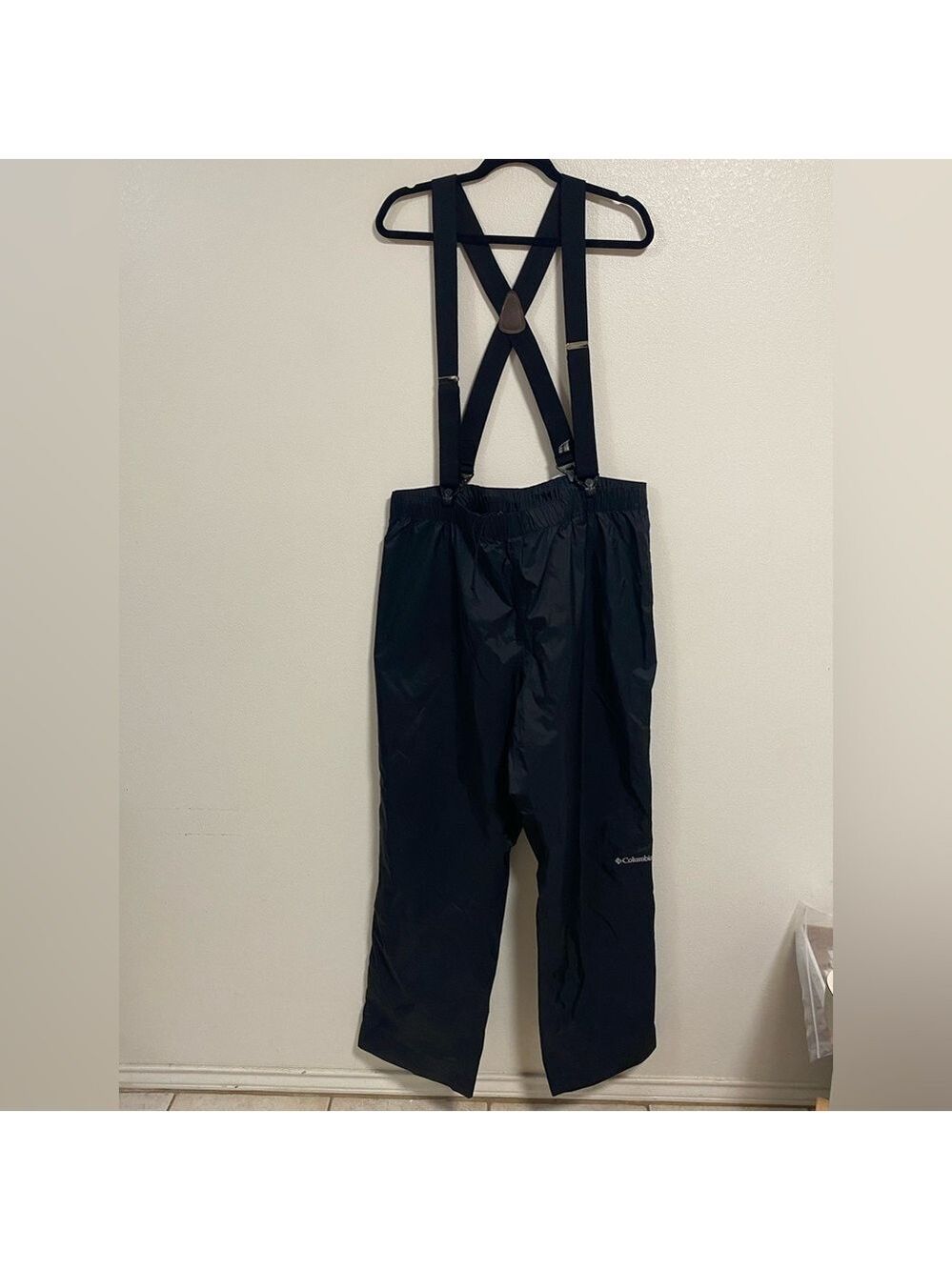 Columbia Pants Men's Size XLT Black Breathable Waterproof Pants with suspenders